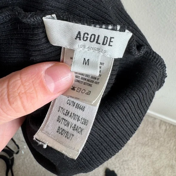 AGOLDE Sutton V Back High Neck Sleeveless Reversible Bodysuit Size Medium - Picture 5 of 6